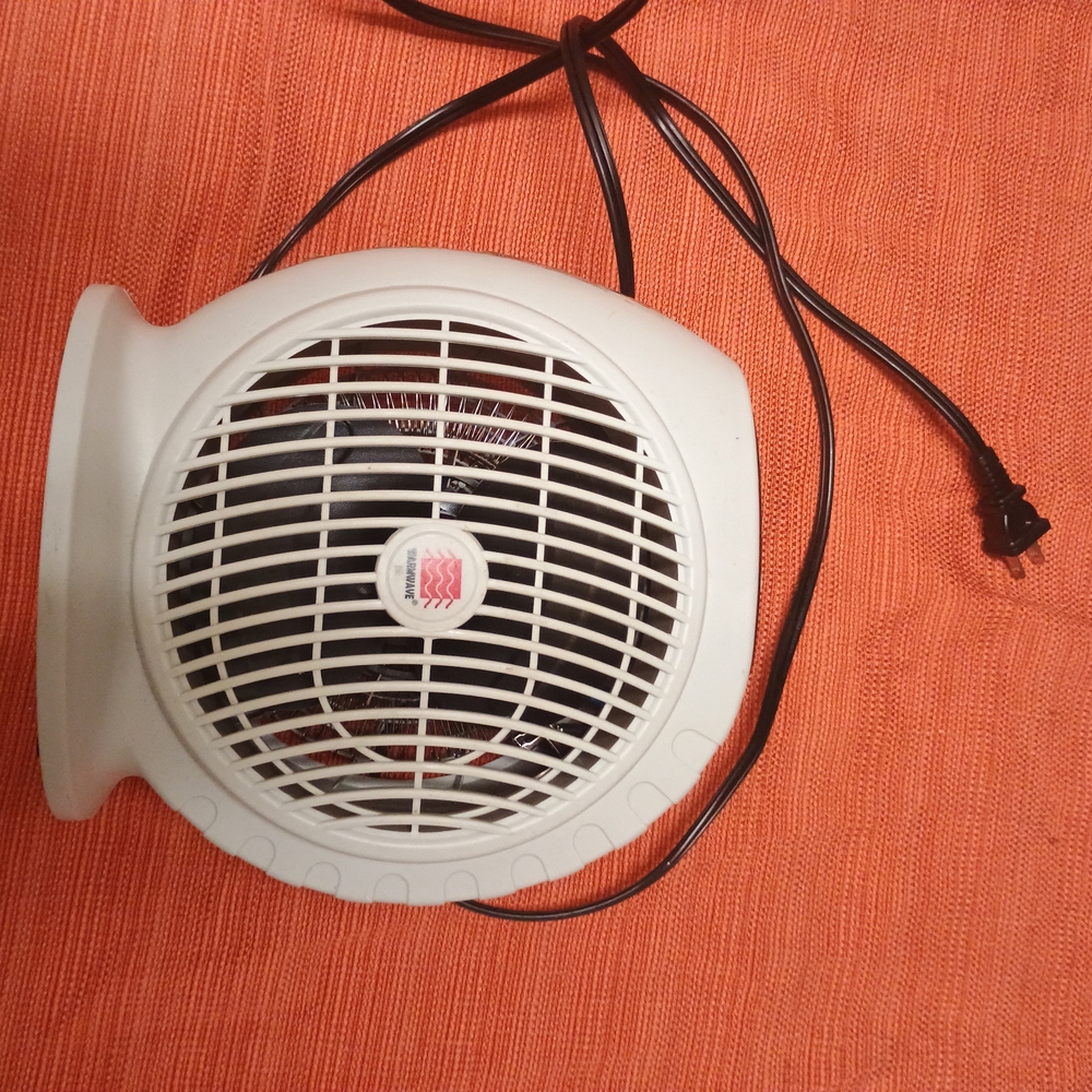 White Electric Fan Heater